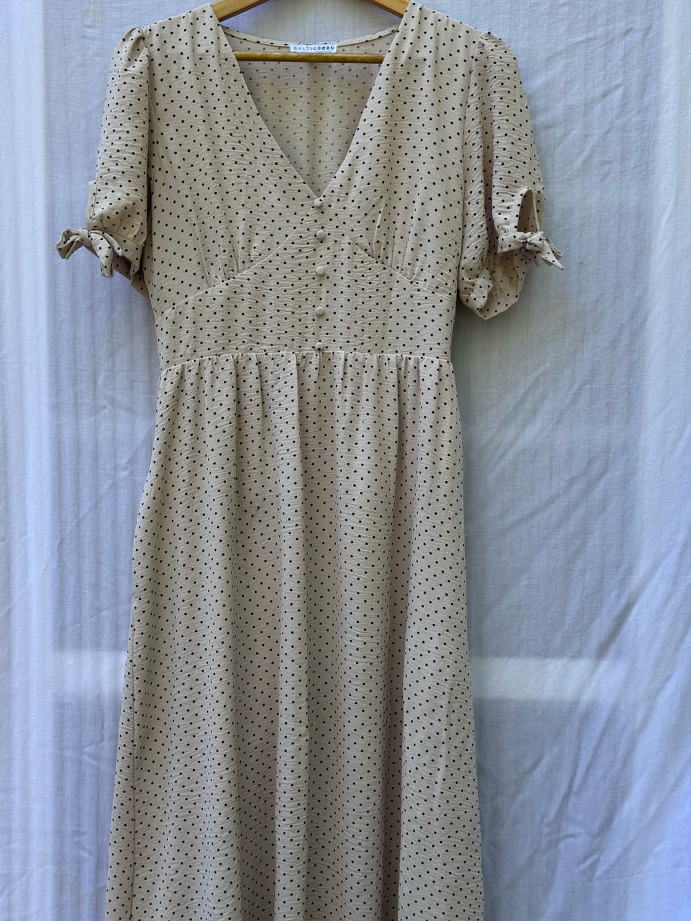 Baltic Born Millar Polka Dot Midi Dress M Medium V-Neck Wrap Smocked Pockets